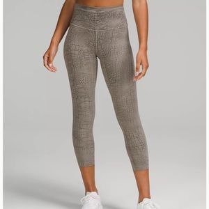 Lululemon Wunder Train Tight